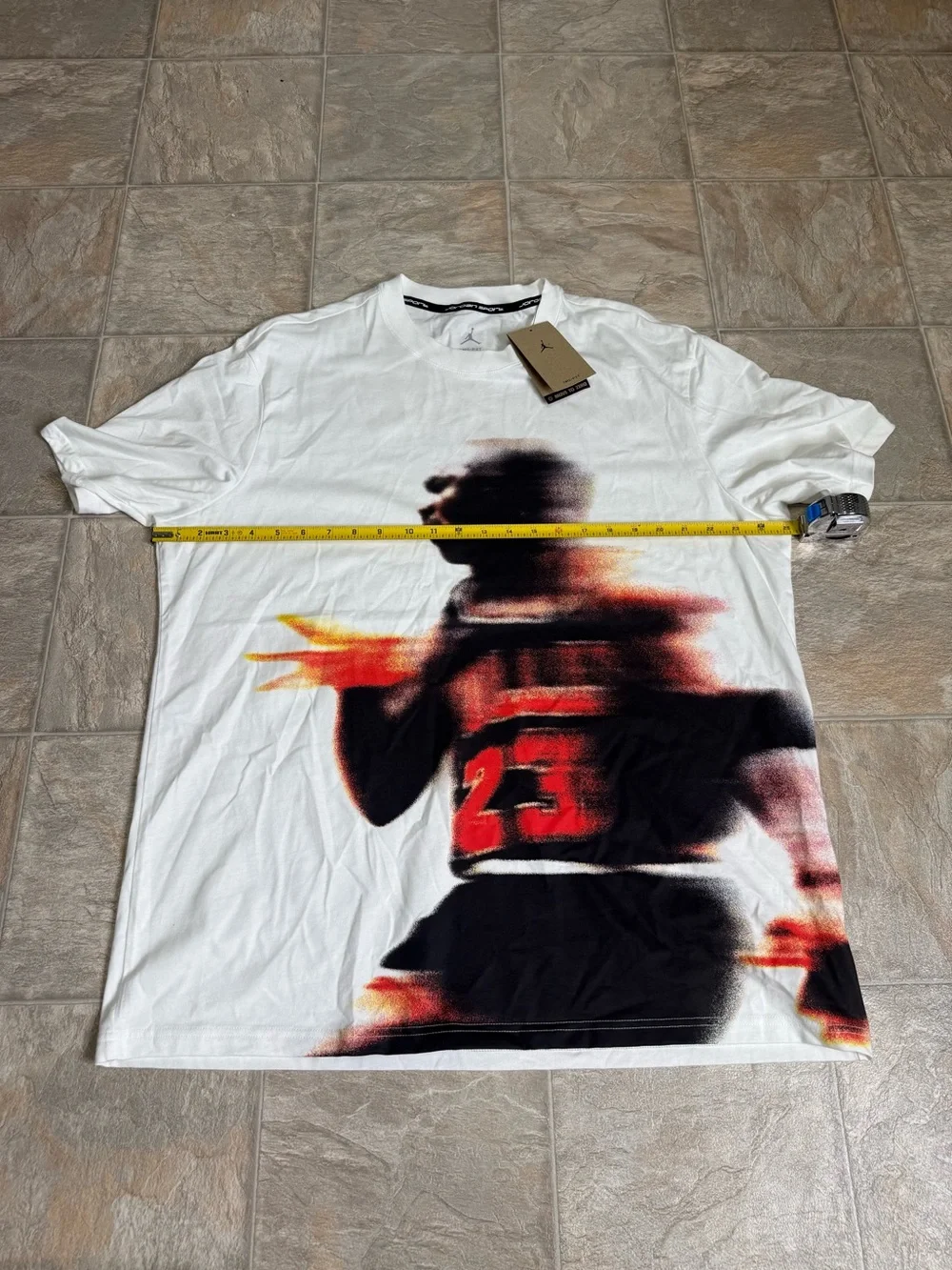 Air Jordan Dri Fit Graphic Tshirt Mens Size XLarge White HQ8966-100 NWT